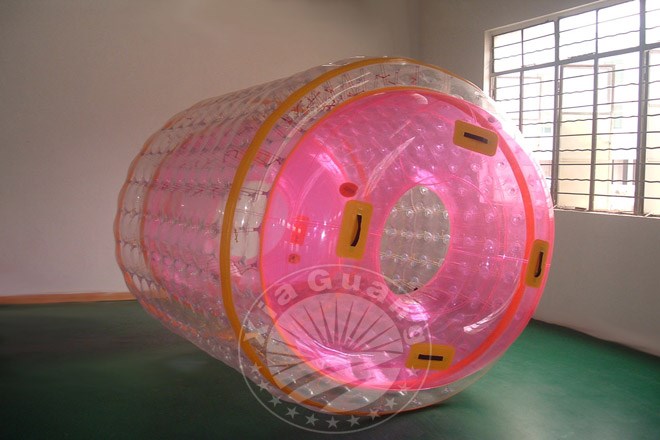 重庆粉色系充气水上滚筒